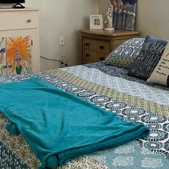 Teal PomPom Throw Blanket - Picture 3 of 3